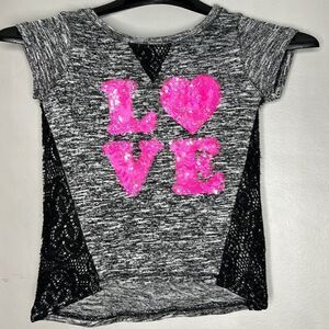 Total Girl Sz. 7/8 Gray " Love" Pink Sequin Top. Soft, Pretty Details